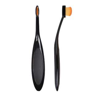 Royal Nails Brushes: Oval brush S for Eyeliner